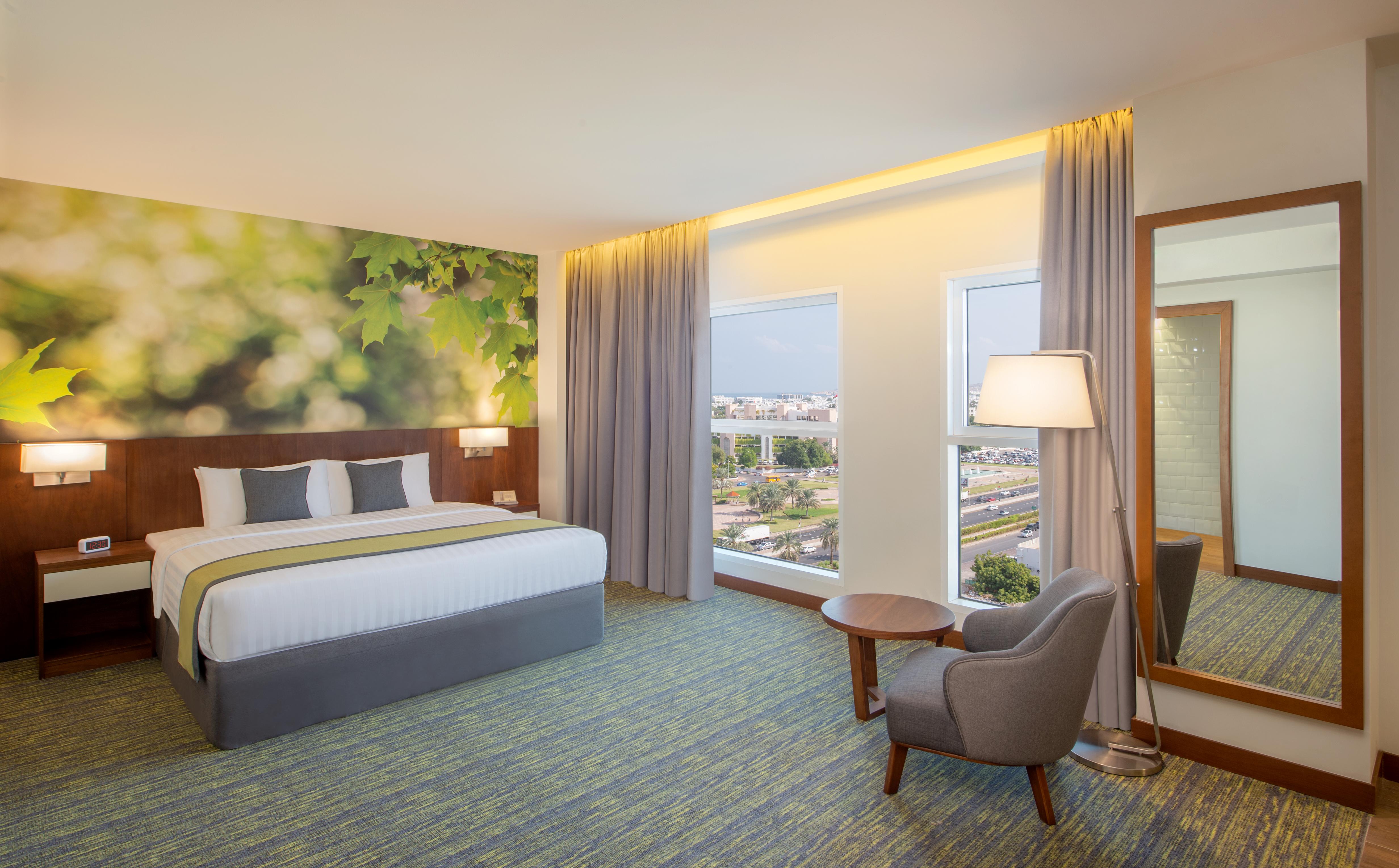 Hotel Wyndham Garden Al Khuwair 4*