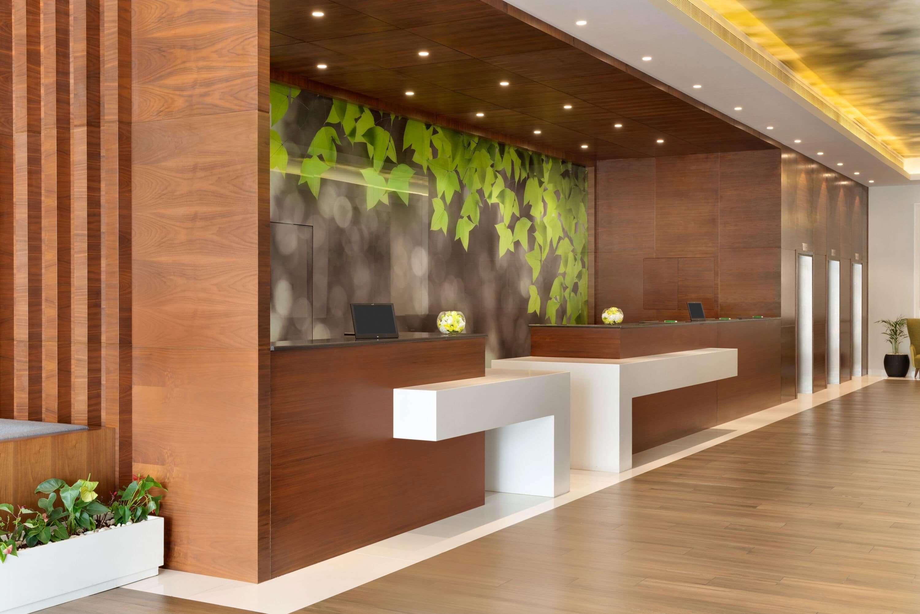 Wyndham Garden Al Khuwair Hotel 4*