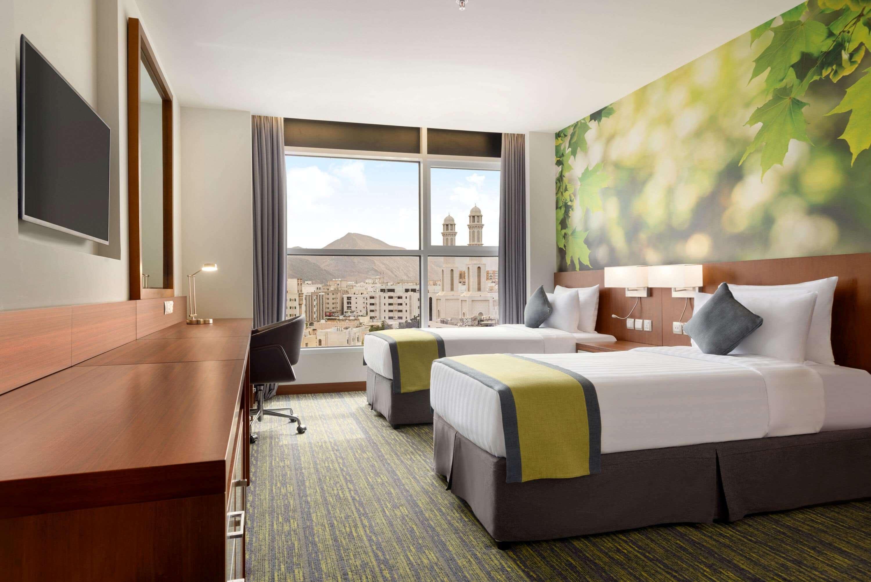 Wyndham Garden Al Khuwair Отель 4*
